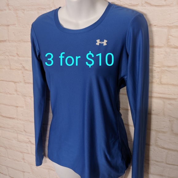 Under Armour Tops - Under Armour long sleeve athletic top medium